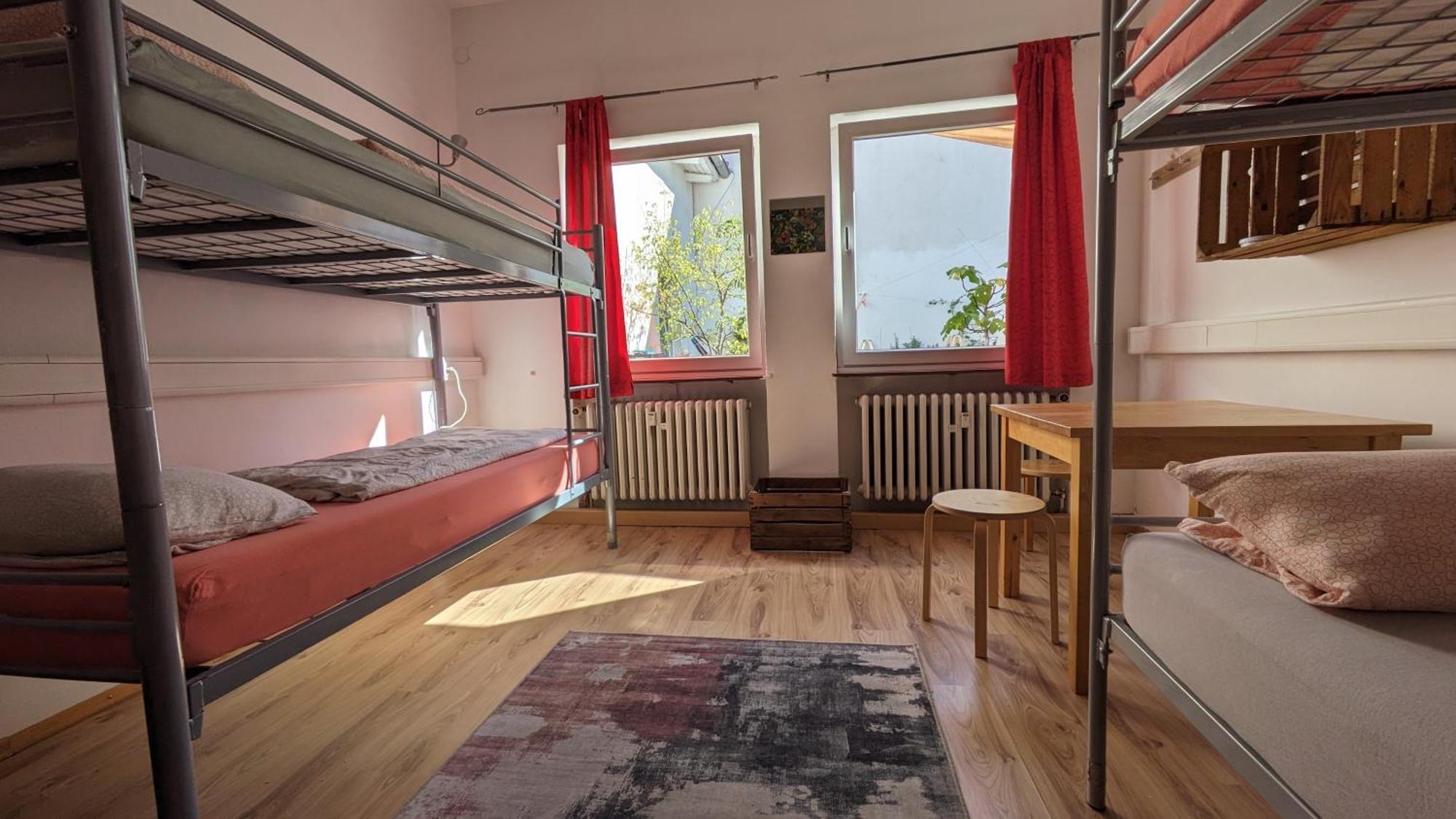 Tres Schick Hostel *